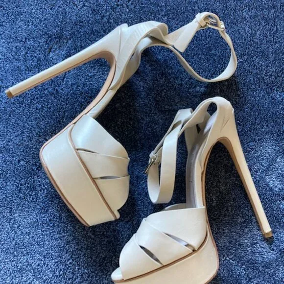 Casadei Stiletto Sandals - size 7 US 37 EU - Brand New Never Worn! - Picture 1 of 8